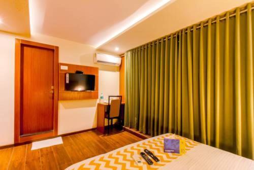 Hotel Aflon Midc Andheri East ムンバイ エクステリア 写真