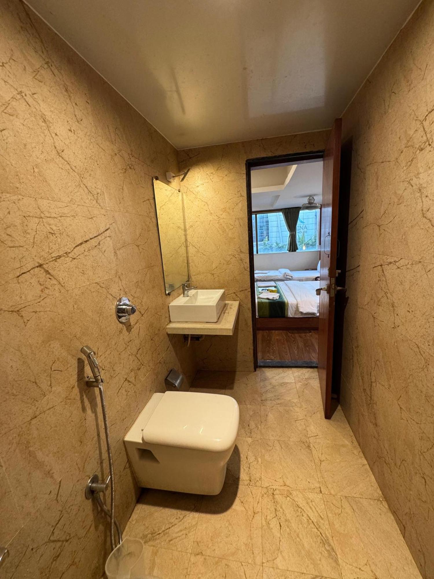 Hotel Aflon Midc Andheri East ムンバイ エクステリア 写真